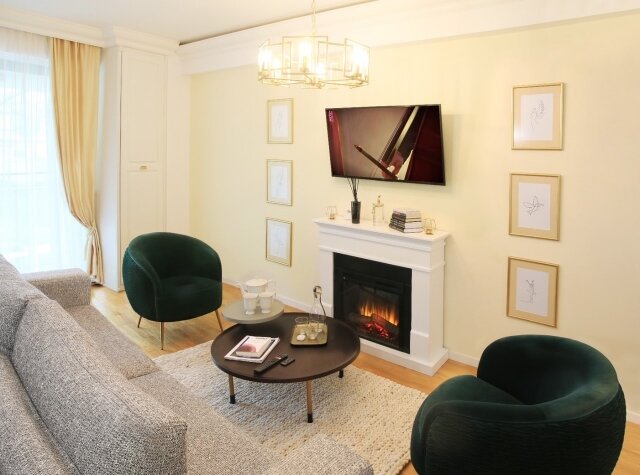 Dacia, Apartament de lux, 2 camere decomandat, 99 mp, 399.000 euro.